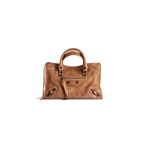 La mujer Le Bolsa de la Ciudad Pequeña en Camello